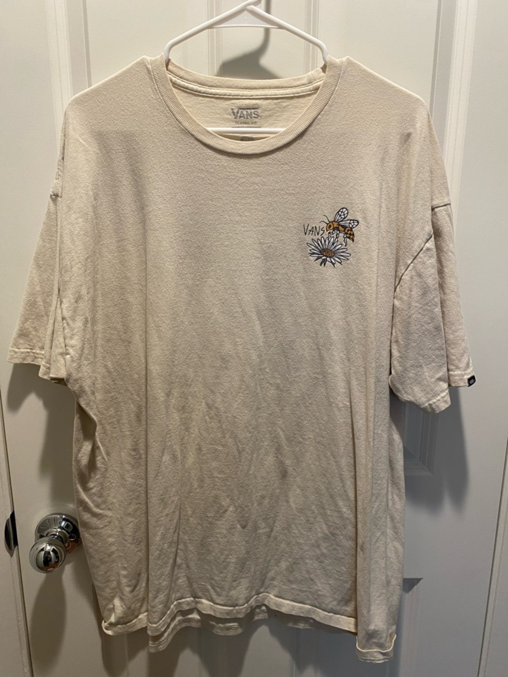 Vans Men’s Cream Short Sleeve Bee & Daisy Graphic Tee